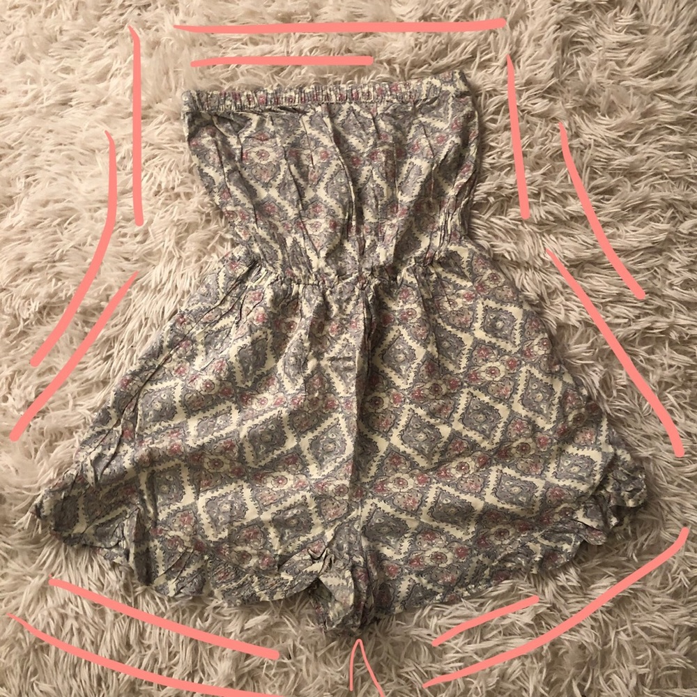 NWOT Strapless Abercrombie & Fitch Romper